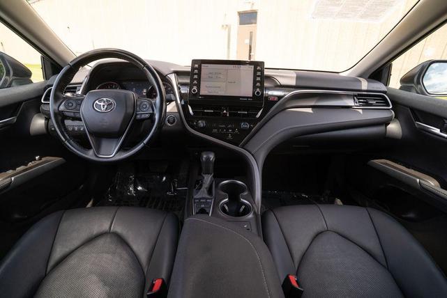 Photo of 2022 Celestial Silver Metallic Toyota Camry