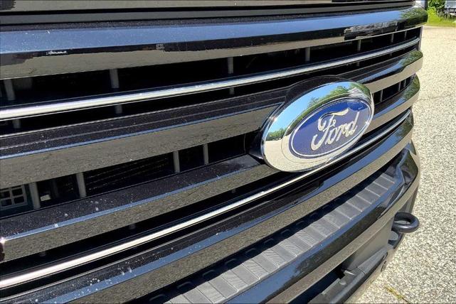 Photo of 2025 Agate Black Metallic Ford F-350