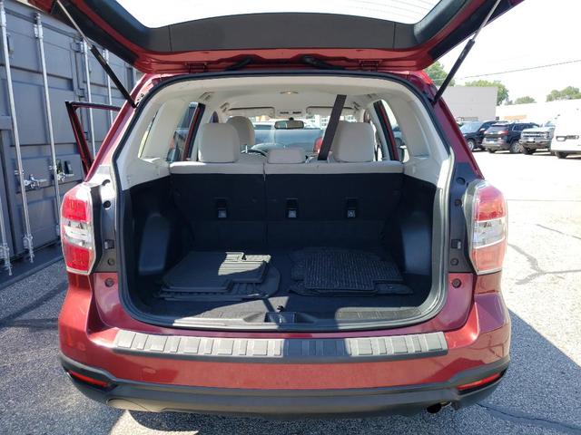 Photo of 2015 Venetian Red Pearl Subaru Forester