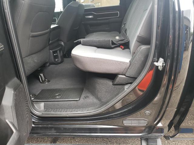 Photo of 2024 Diamond Black Crystal Pearlcoat RAM 2500