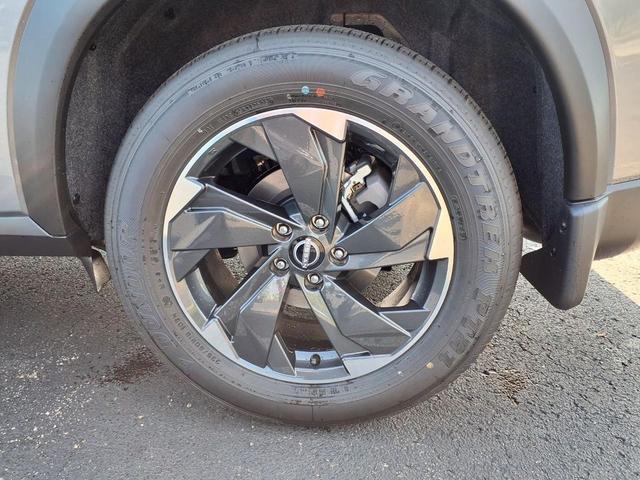 Photo of 2026 GUN METALL Nissan Rogue