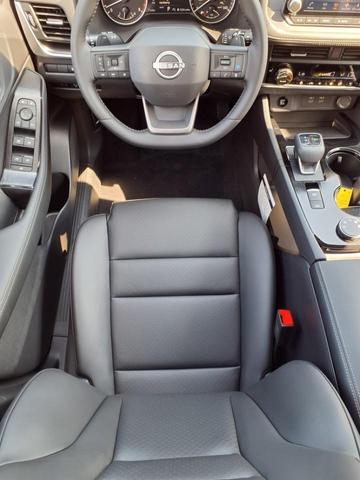 Photo of 2026 GUN METALL Nissan Rogue