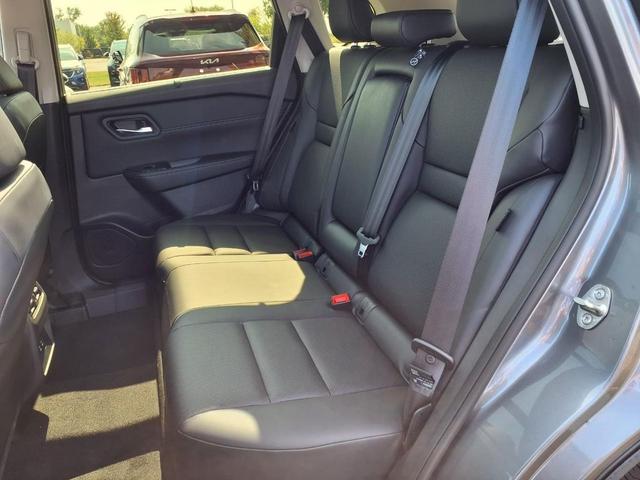 Photo of 2026 GUN METALL Nissan Rogue