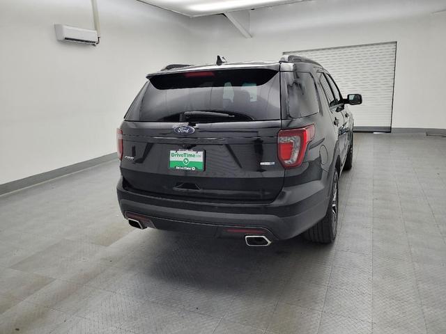 Photo of 2016 Shadow Black Ford Explorer