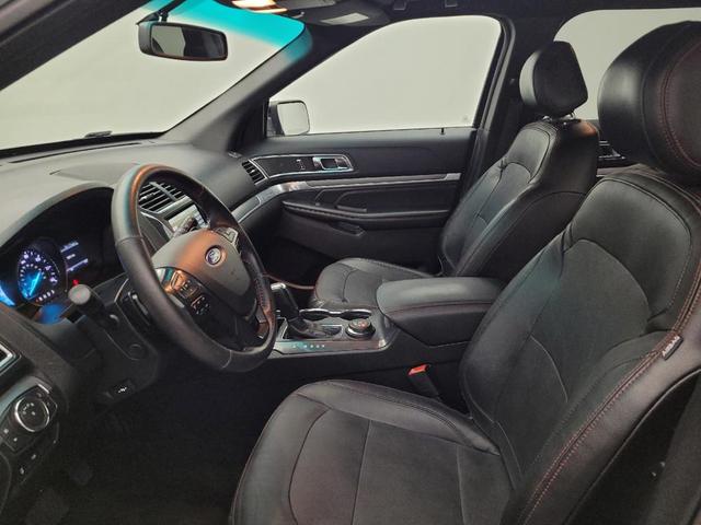 Photo of 2016 Shadow Black Ford Explorer