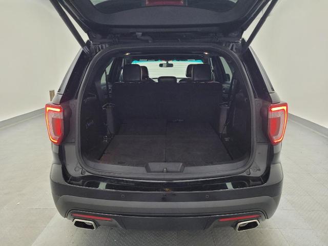 Photo of 2016 Shadow Black Ford Explorer