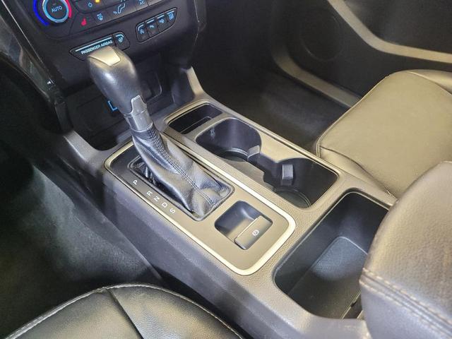 Photo of 2017 Shadow Black Ford Escape