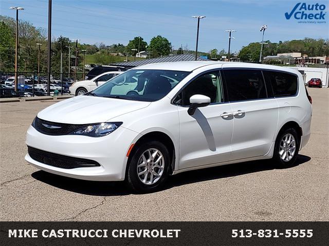 2023 Chrysler Voyager