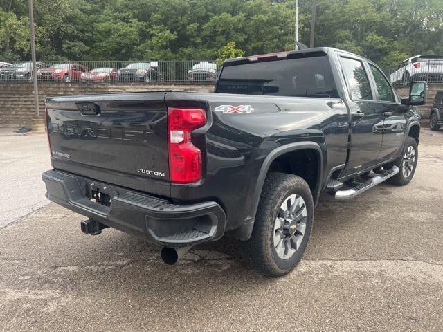 Photo of 2023 Black Chevrolet Silverado 2500