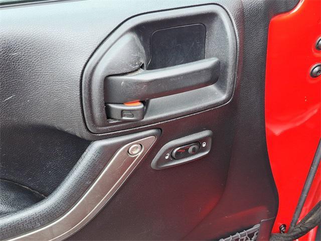 Photo of 2016 Firecracker Red Clearcoat Jeep Wrangler Unlimited