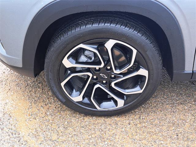 Photo of 2024 Sterling Gray Metallic Chevrolet Trax