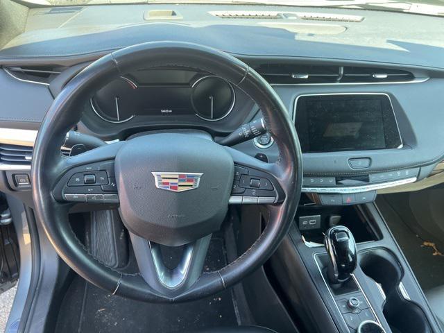 Photo of 2023 Argent Silver Metallic Cadillac XT4