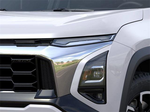 Photo of 2025 Iridescent Pearl Tricoat Chevrolet Equinox