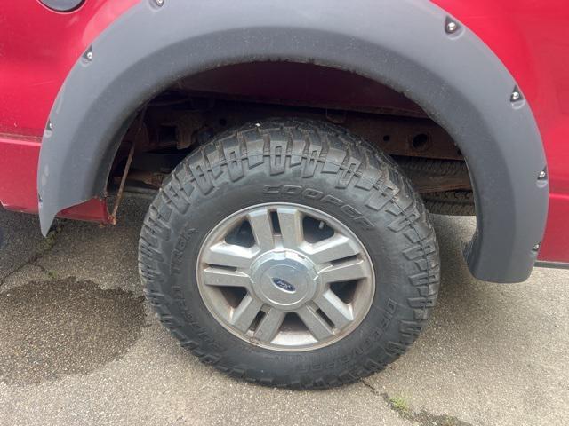 Photo of 2008 Mahogany Clearcoat Metallic Ford F-150