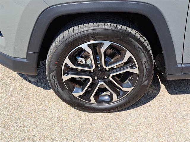 Photo of 2023 Sting-Gray Clearcoat Jeep Compass