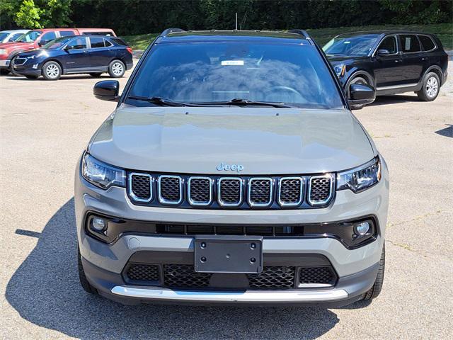 Photo of 2023 Sting-Gray Clearcoat Jeep Compass