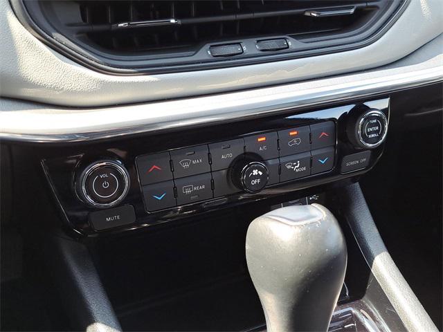 Photo of 2023 Sting-Gray Clearcoat Jeep Compass