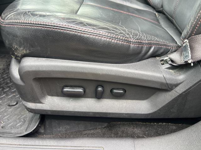 Photo of 2013 Mineral Gray Metallic Ford Edge
