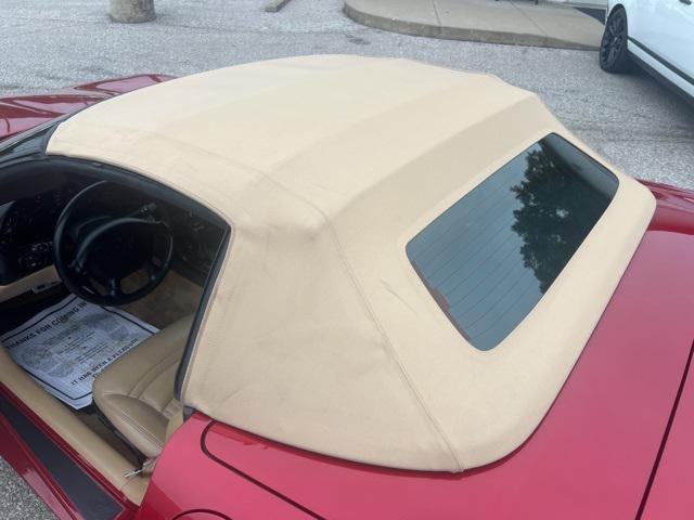 Photo of 2004 Magnetic Red Metallic Chevrolet Corvette