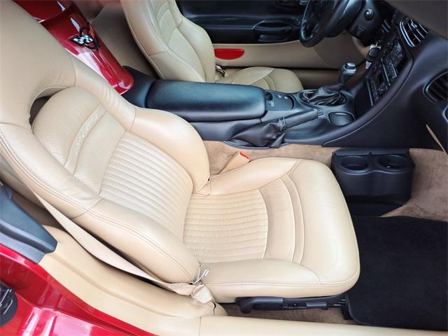 Photo of 2004 Magnetic Red Metallic Chevrolet Corvette