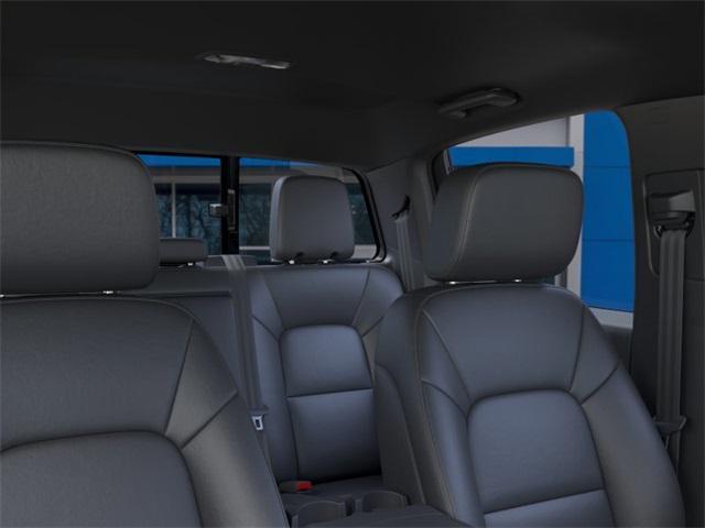 Photo of 2025 Snowdrift Metallic Chevrolet Colorado