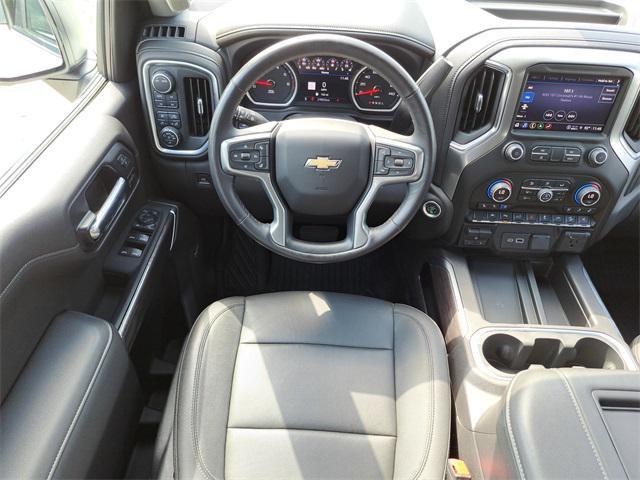 Photo of 2022 Iridescent Pearl Tricoat Chevrolet Silverado 1500
