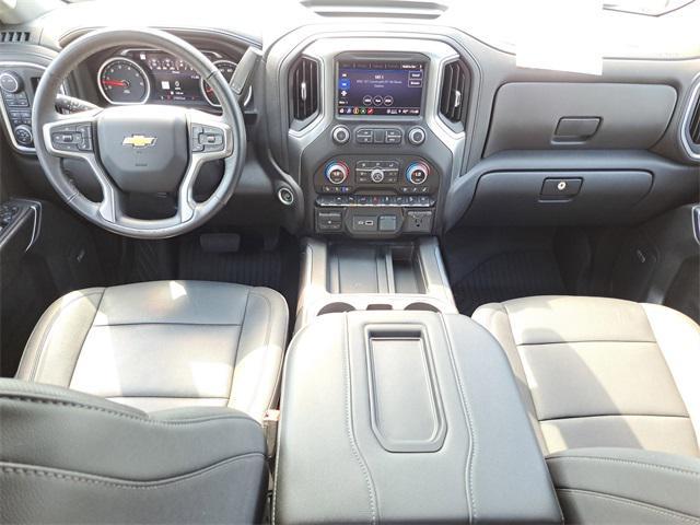 Photo of 2022 Iridescent Pearl Tricoat Chevrolet Silverado 1500