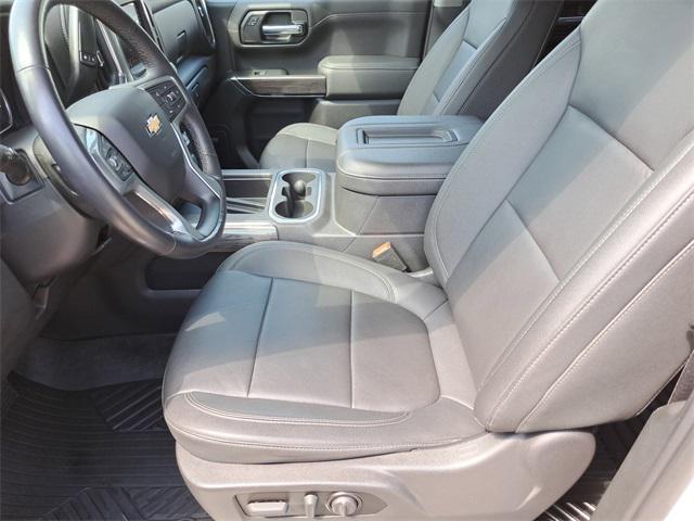 Photo of 2022 Iridescent Pearl Tricoat Chevrolet Silverado 1500