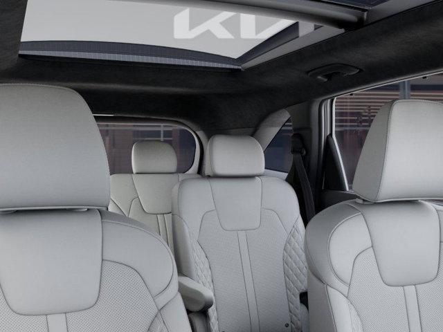 Photo of 2025 Snow White Pearl Kia Sorento Hybrid