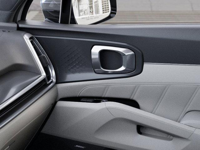 Photo of 2025 Snow White Pearl Kia Sorento Hybrid