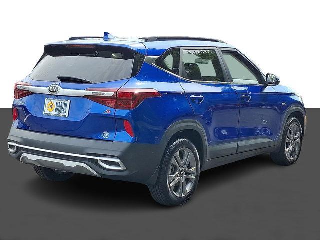 Photo of 2021 Neptune Blue Kia Seltos