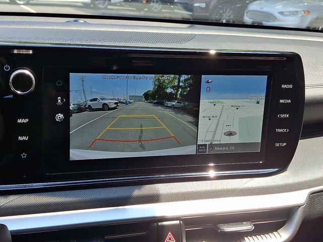 Photo of 2023 Glacial White Pearl Kia K5