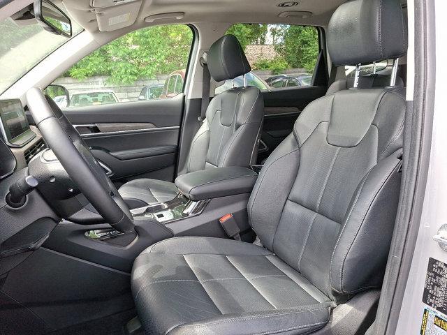 Photo of 2022 Wolf Gray Kia Telluride