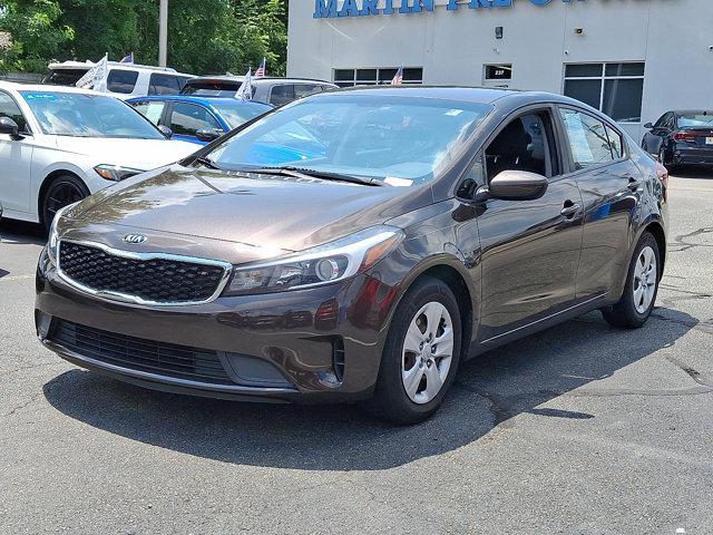 Photo of 2018 Titanium Bronze Kia Forte