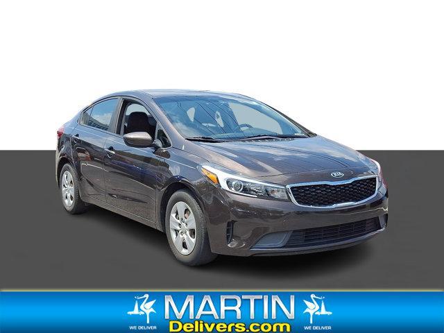 Photo of 2018 Titanium Bronze Kia Forte