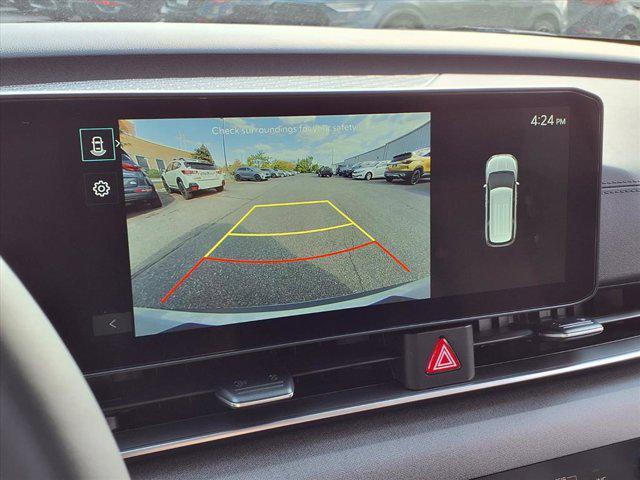 Photo of 2026 Ivory Kia Carnival