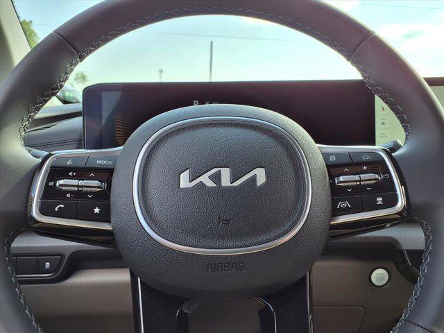 Photo of 2026 Ivory Kia Carnival