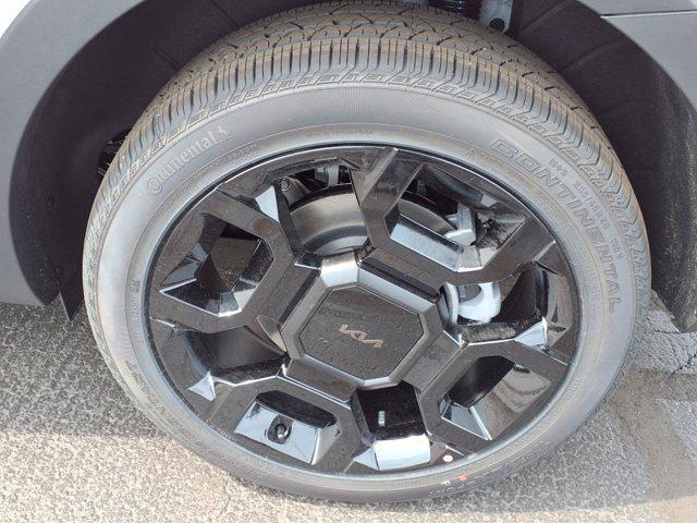 Photo of 2025 White Pearl Kia Sorento