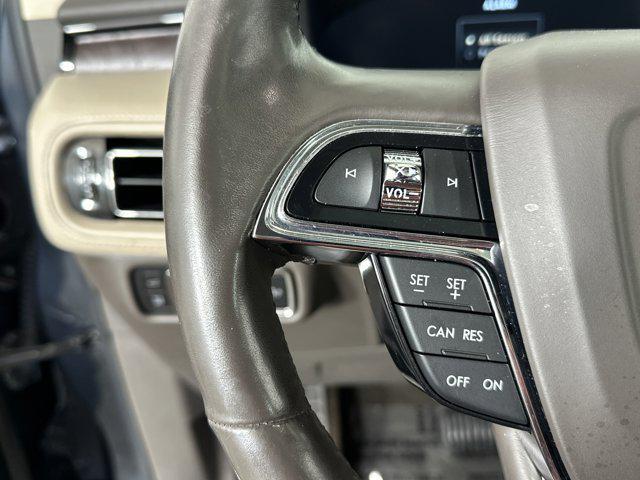 Photo of 2021 Blue Lincoln Nautilus