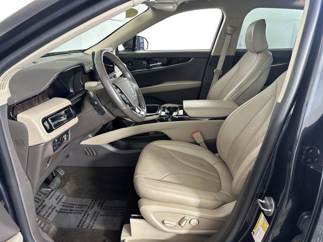 Photo of 2021 Blue Lincoln Nautilus