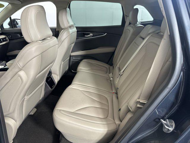 Photo of 2021 Blue Lincoln Nautilus