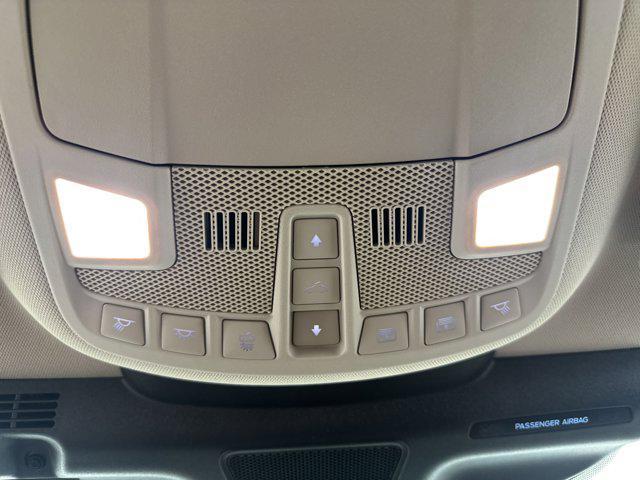 Photo of 2021 Blue Lincoln Nautilus