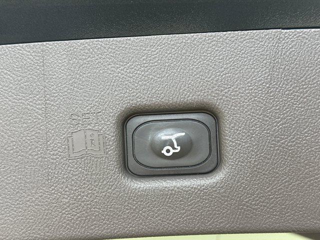Photo of 2021 Blue Lincoln Nautilus