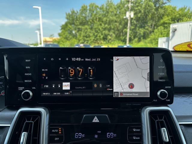 Photo of 2022 Gravity Gray Kia Sorento