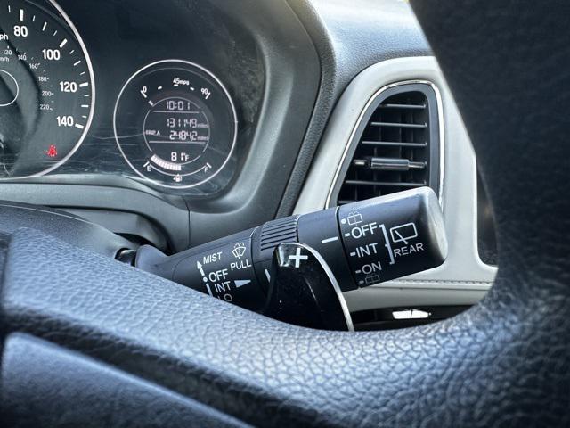 Photo of 2016 White Honda HR-V