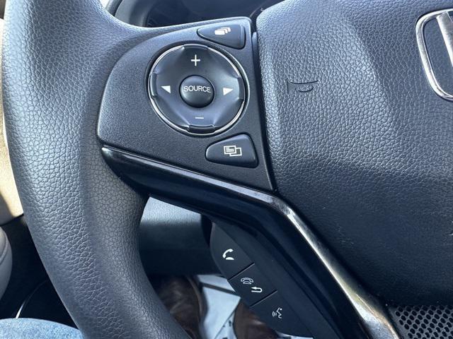Photo of 2016 White Honda HR-V