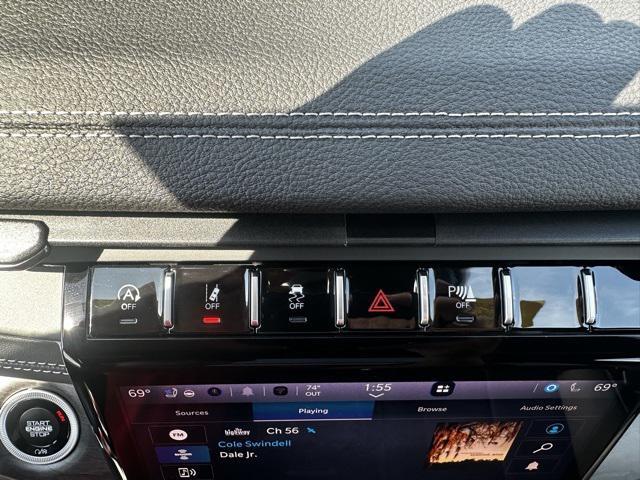 Photo of 2025 Silver Zynith Jeep Grand Cherokee