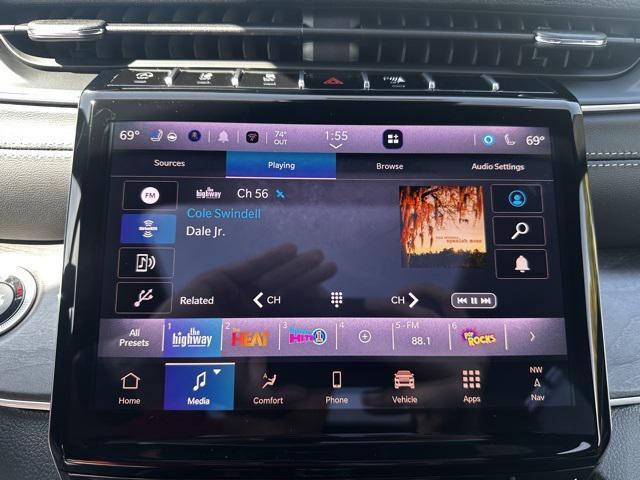 Photo of 2025 Silver Zynith Jeep Grand Cherokee