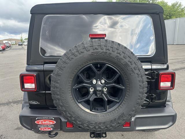 Photo of 2024 Black Clearcoat Jeep Wrangler