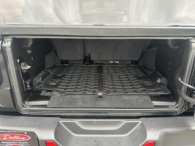 Photo of 2024 Black Clearcoat Jeep Wrangler